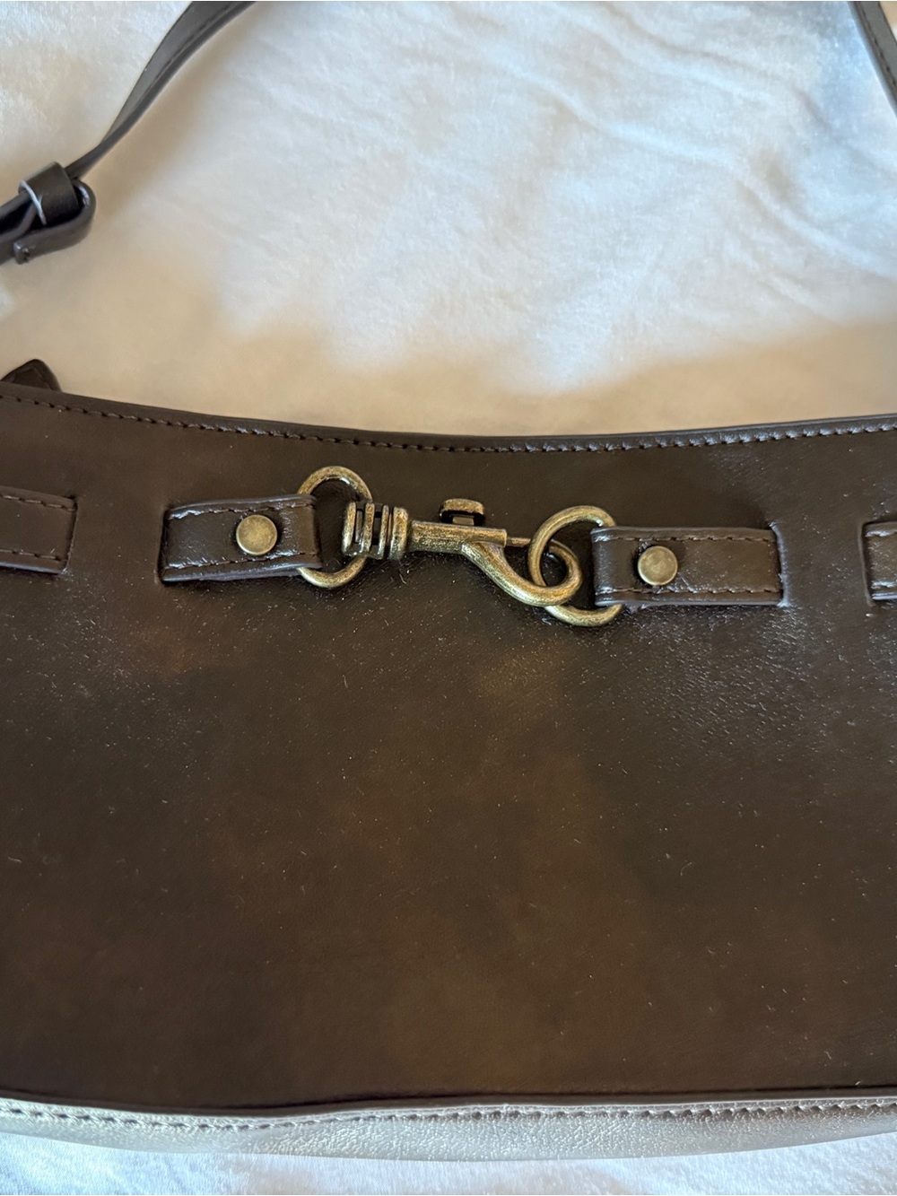 Abercrombie & Fitch Brown Faux Leather Shoulder Bag Brass Hardware Going Out - Picture 3 of 10